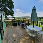 Howgill Farm Bolton Abbey * אפלטריוויק