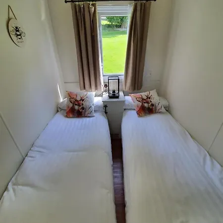 Howgill Farm Bolton Abbey 山林小屋 *